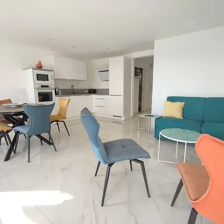 Apartment Le Madrigal By Halldis Cannes